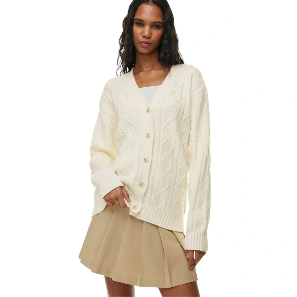 Sunday Best Lamora Cardigan - Picture 2 of 10